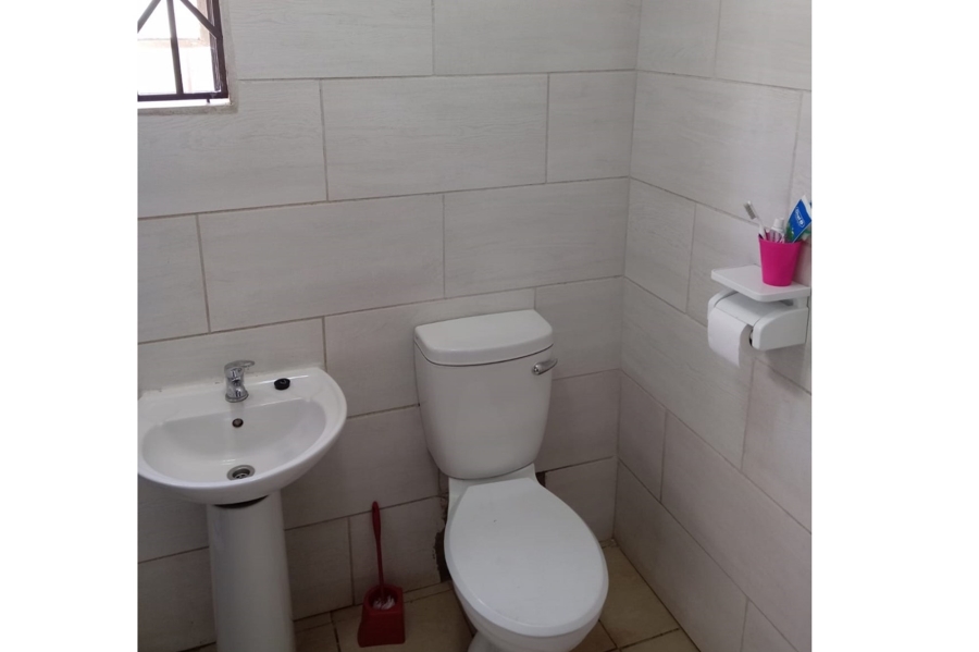 2 Bedroom Property for Sale in Kutlwanong Northern Cape